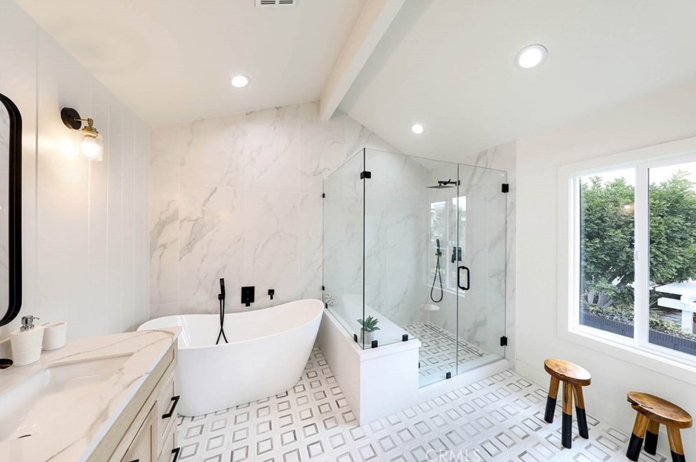 9 Daybreak, Irvine CA  92614-5403 exterior