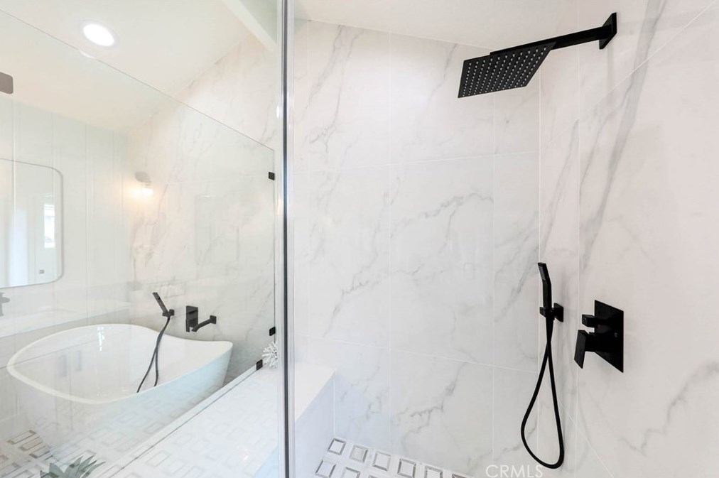 9 Daybreak, Irvine CA  92614-5403 exterior