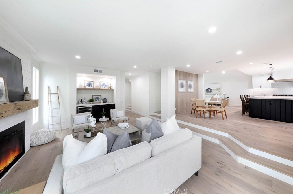 9 Daybreak, Irvine CA  92614-5403 exterior