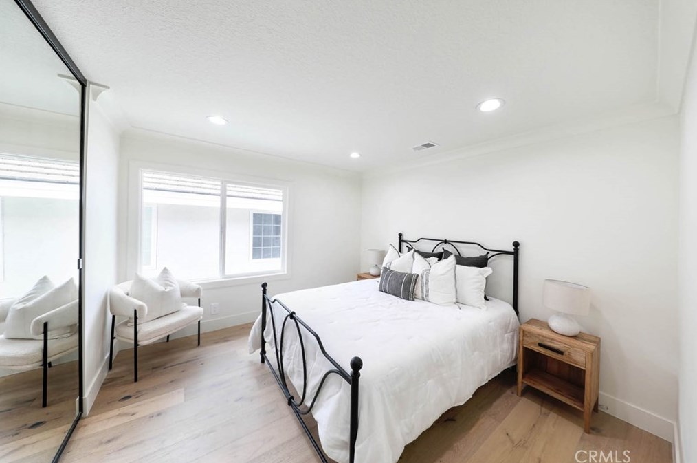 9 Daybreak, Irvine CA  92614-5403 exterior