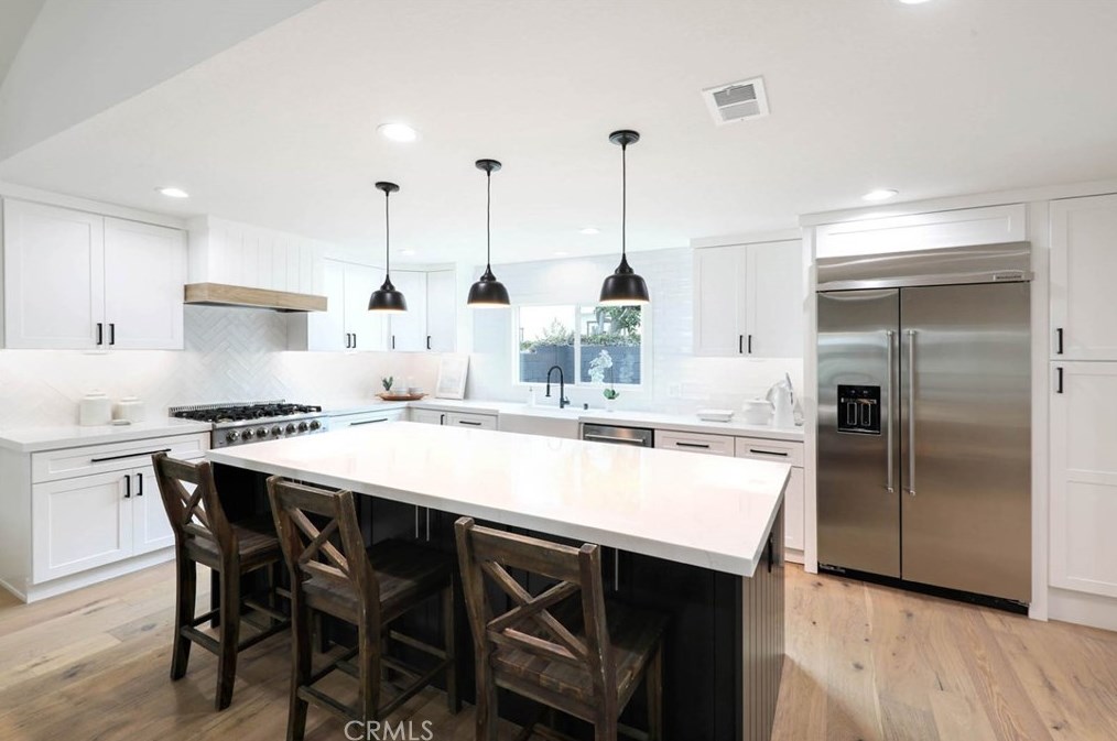 9 Daybreak, Irvine CA  92614-5403 exterior