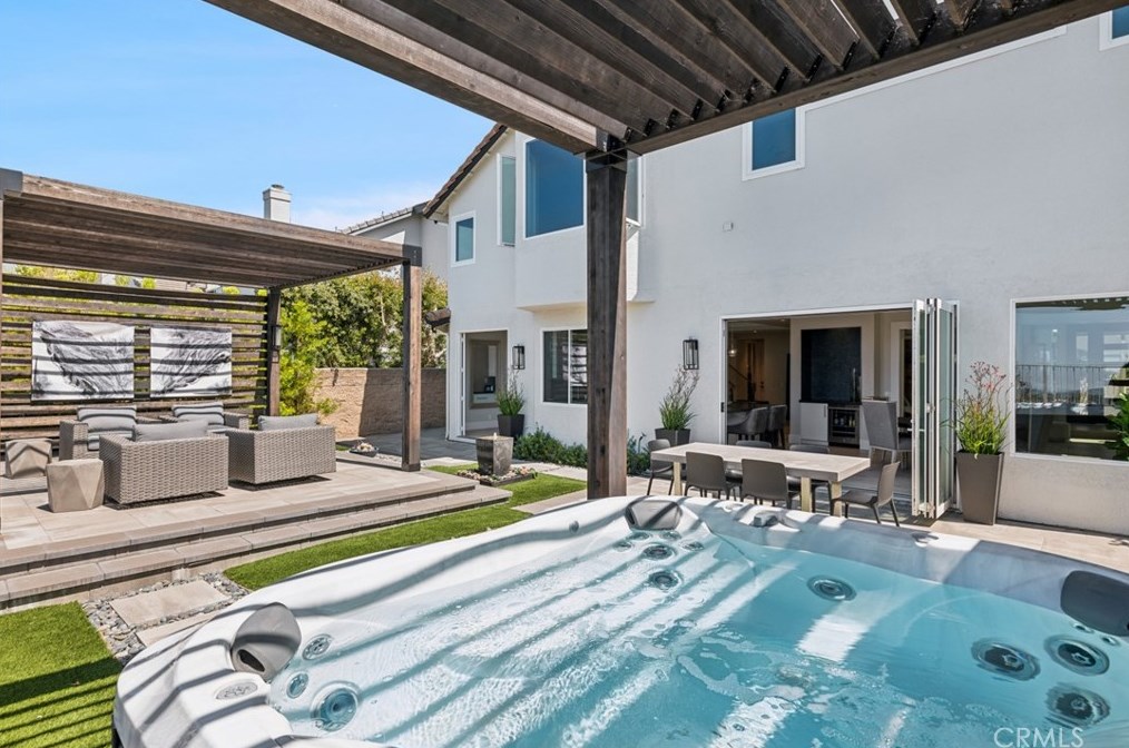 32732 Coppercrest Dr, Trabuco Canyon CA  92679-3373 exterior