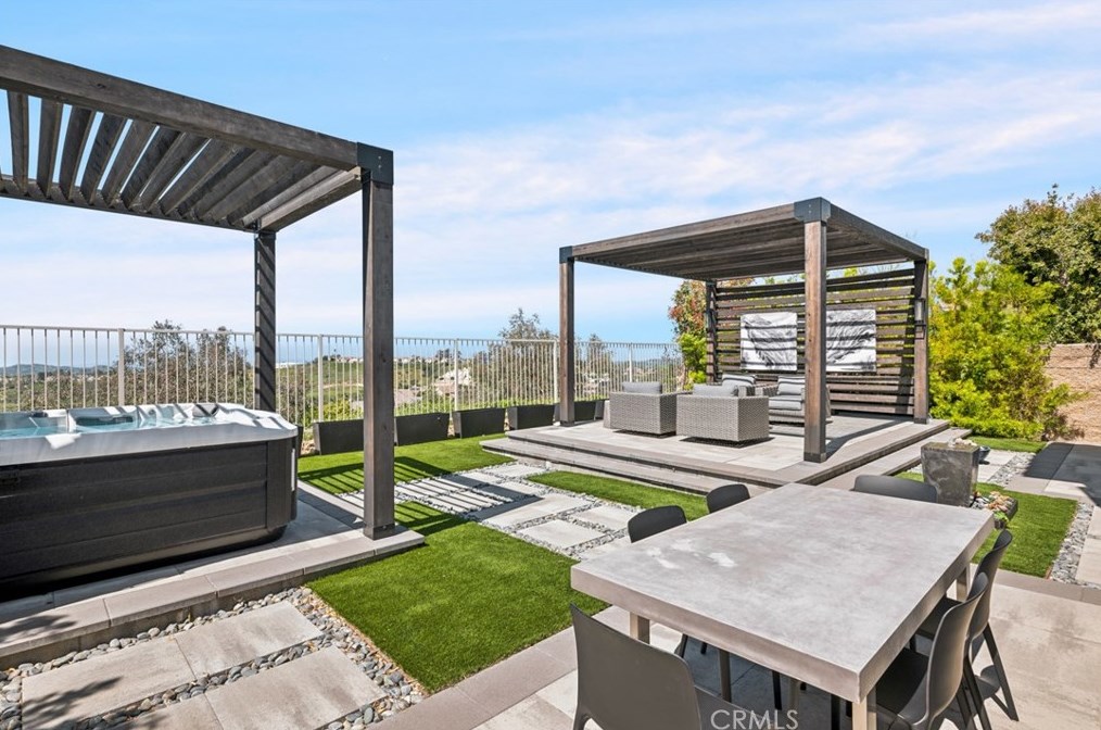 32732 Coppercrest Dr, Trabuco Canyon CA  92679-3373 exterior