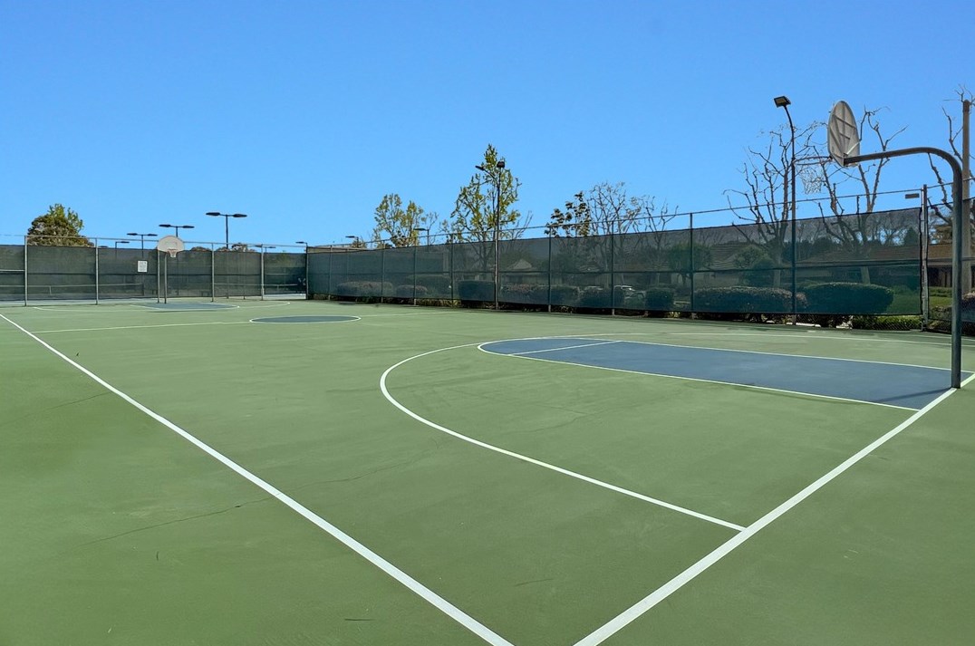 44 Tangelo, Irvine CA  92618-4460 exterior