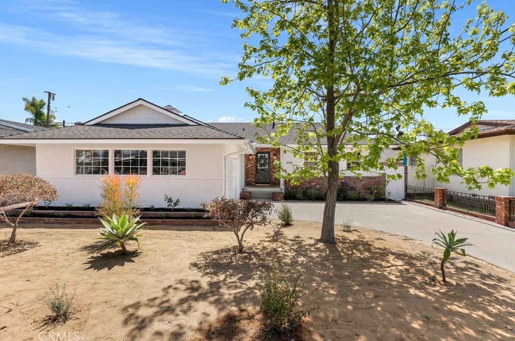 6708 Pageantry St, Long Beach, CA 90808-4232