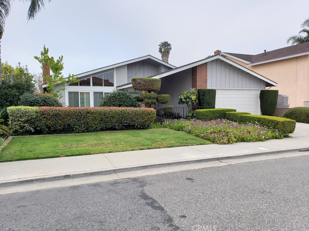 6542 Vesper Cir, Huntington Beach, CA 92647