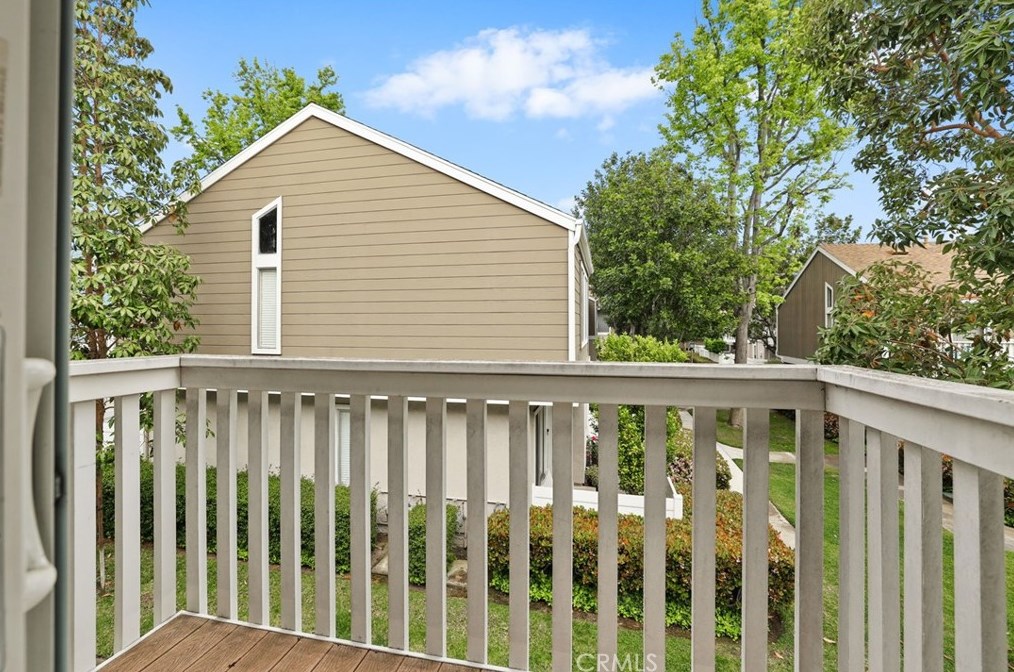 83 Abbeywood Ln, Laguna Beach CA  92656-2907 exterior