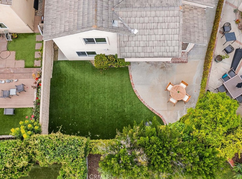 10 Pacific Grove Dr, Laguna Beach CA  92656-4216 exterior