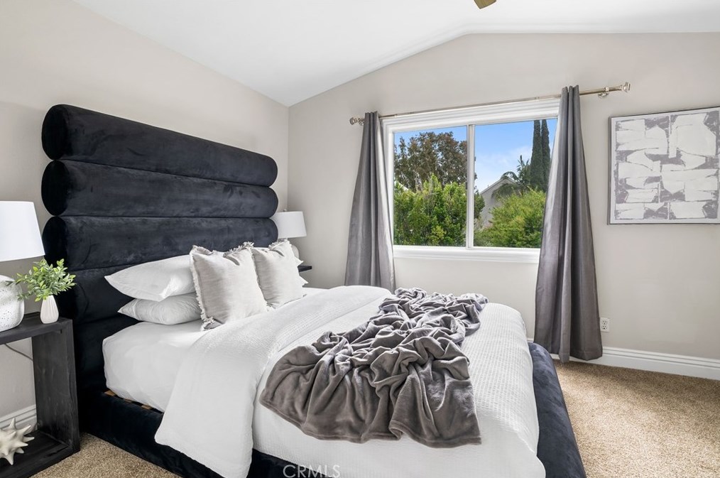 10 Pacific Grove Dr, Laguna Beach CA  92656-4216 exterior