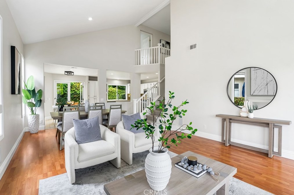 10 Pacific Grove Dr, Laguna Beach CA  92656-4216 exterior