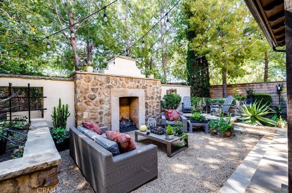 32 Lowland, Irvine CA  92602-0837 exterior