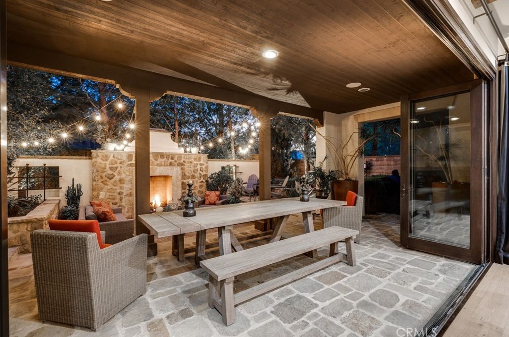 32 Lowland, Irvine CA  92602-0837 exterior