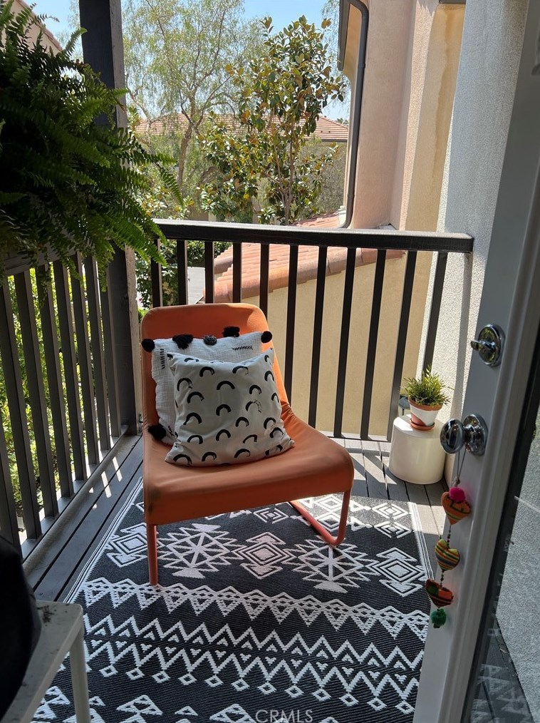 3 Nature, Irvine CA  92620-3827 exterior