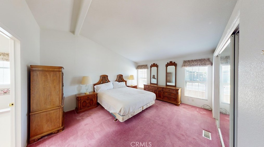 9850 Garfield Ave #8, Huntington Beach, CA 92646