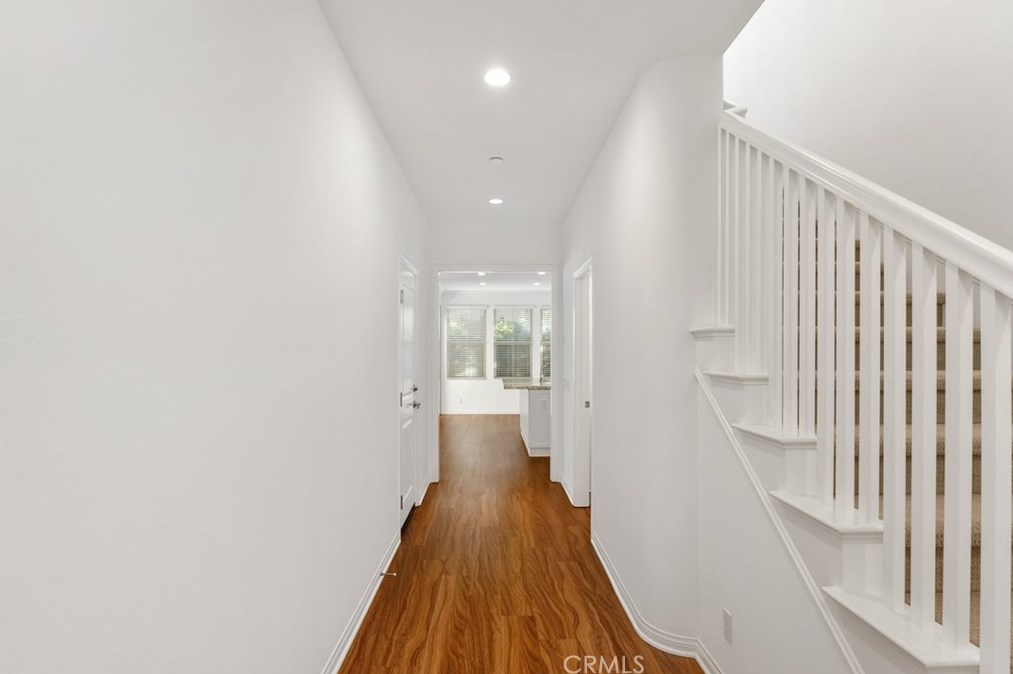 99 Overbrook, Irvine, CA 92620