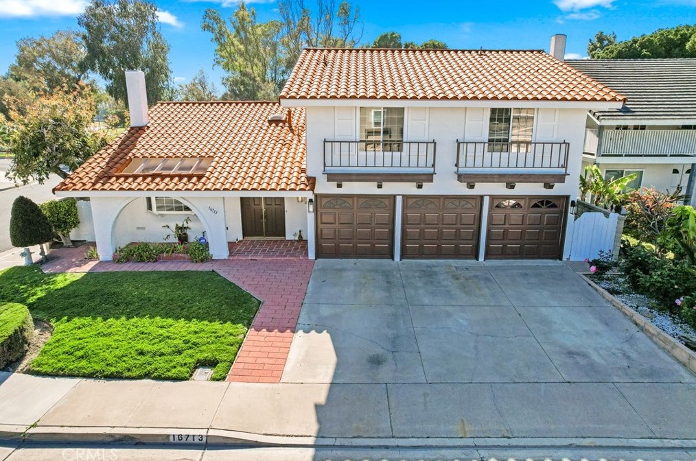 16713 Mount Acoma Cir, Santa Ana, CA 92708-2429
