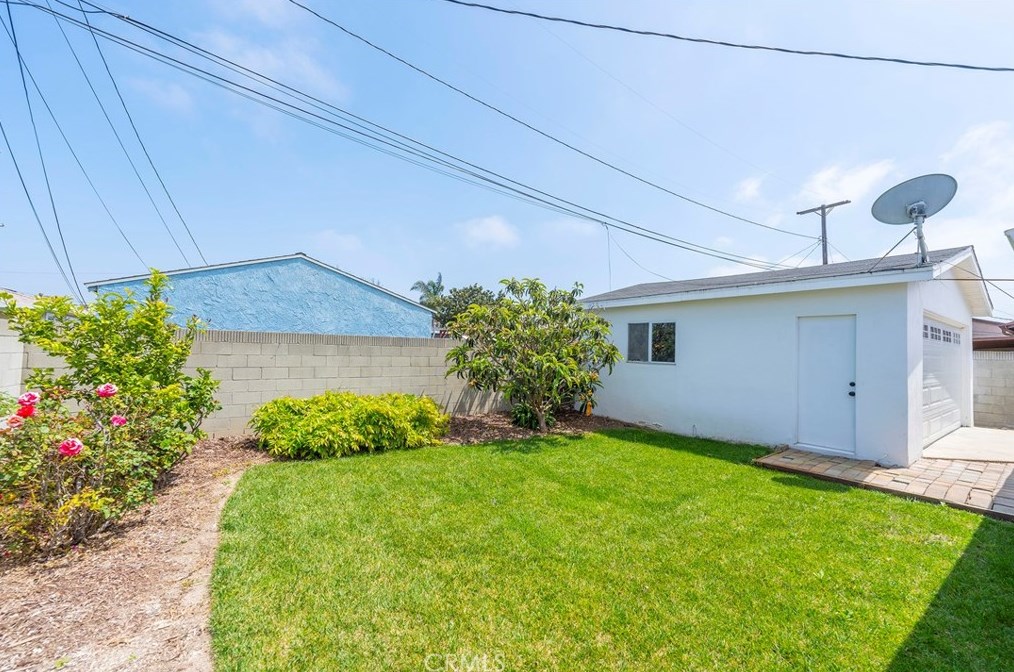18422 Falda Ave, Torrance CA  90504-5018 exterior