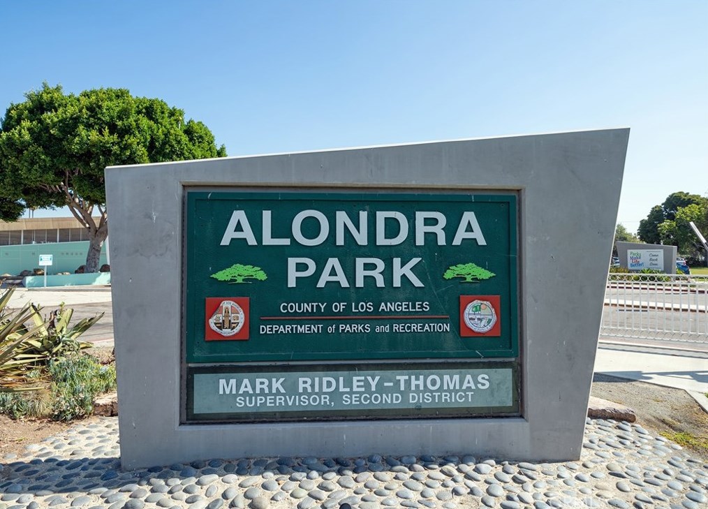 18422 Falda Ave, Torrance CA  90504-5018 exterior