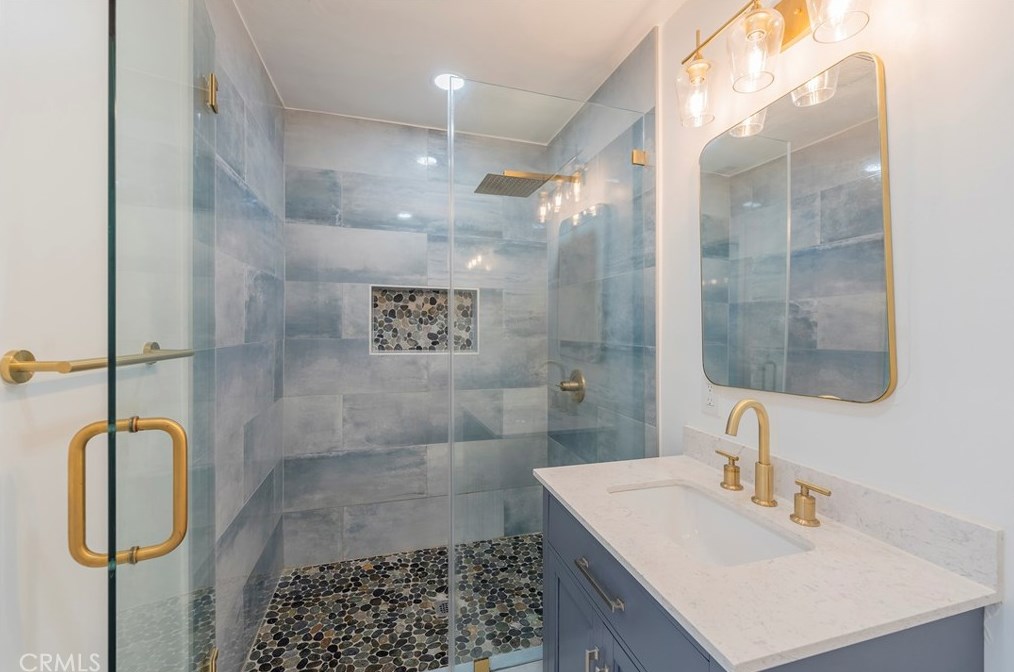 18422 Falda Ave, Torrance CA  90504-5018 exterior