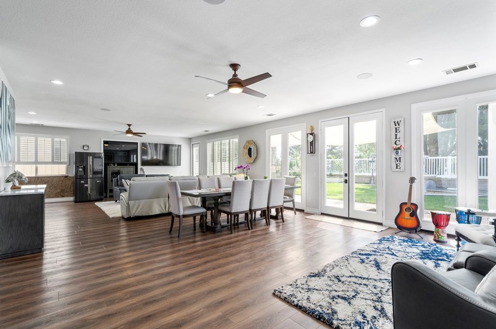 32535 Favara Dr, Temecula CA  92592-9495 exterior