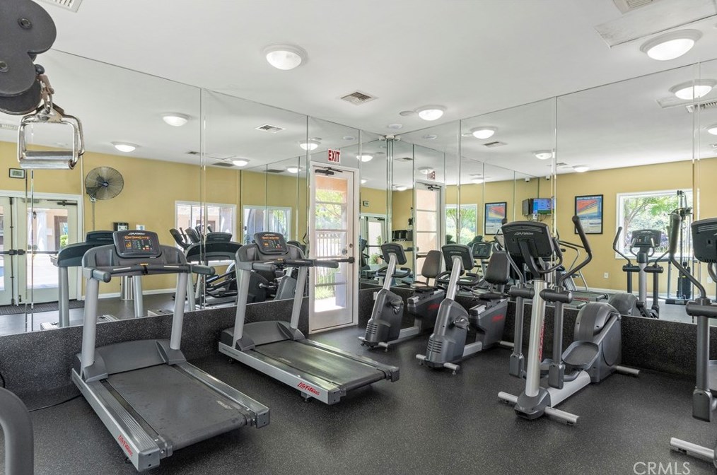 32535 Favara Dr, Temecula CA  92592-9495 exterior