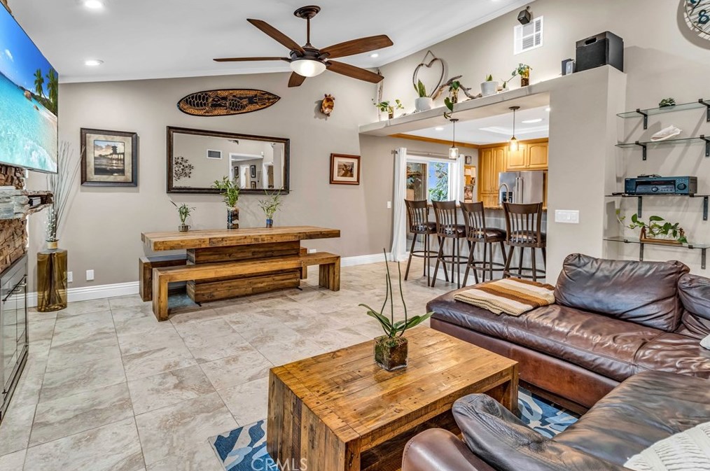 9052 Wallingsford Ln #10, Westminster, CA 92683