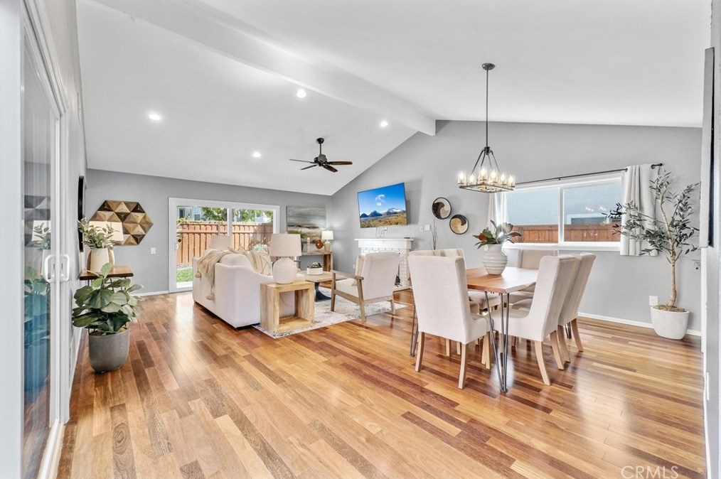 5 Williams, Irvine CA  92620-3381 exterior