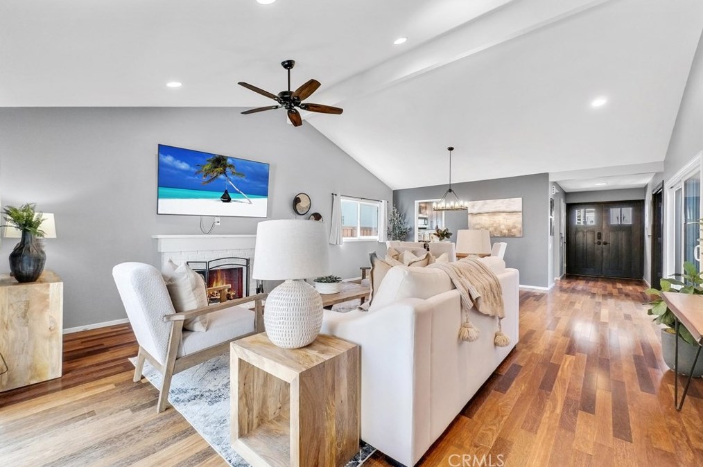 5 Williams, Irvine CA  92620-3381 exterior