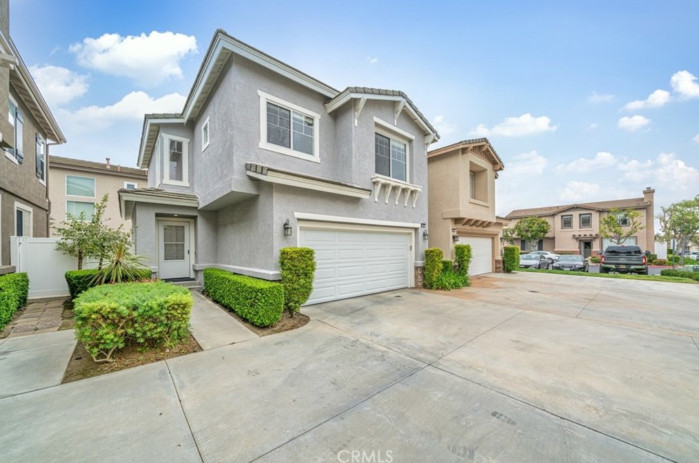 100 Woodcrest Ln, Laguna Beach, CA 92656-2150