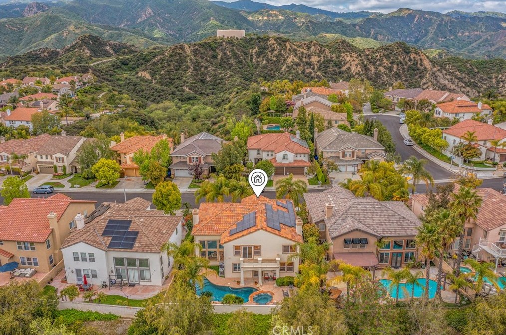 26827 Wyatt Ln, Santa Clarita CA  91381-1001 exterior