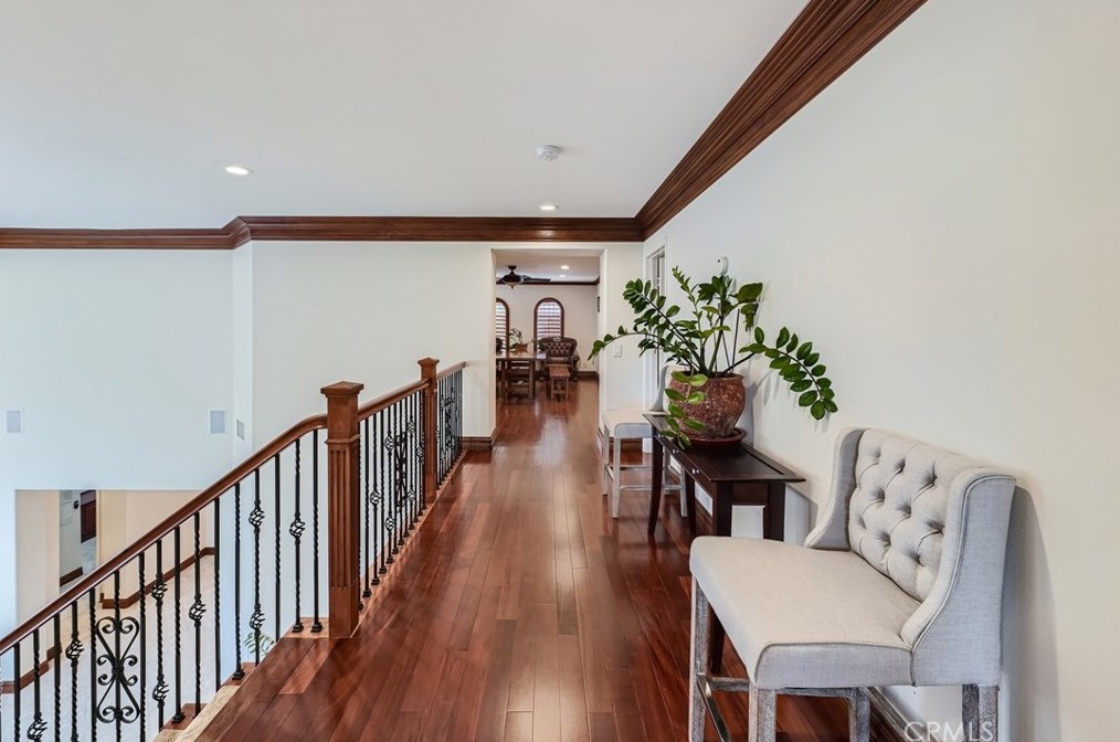 26827 Wyatt Ln, Santa Clarita CA  91381-1001 exterior