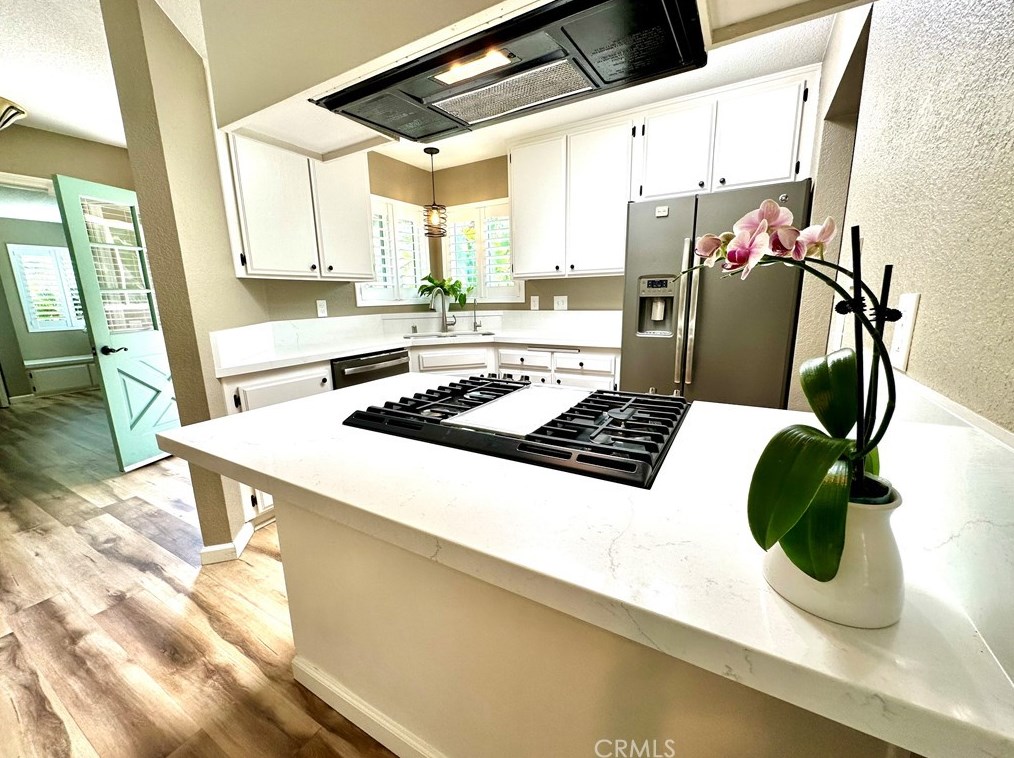 914 Main Ave, Fallbrook CA  92028-1519 exterior