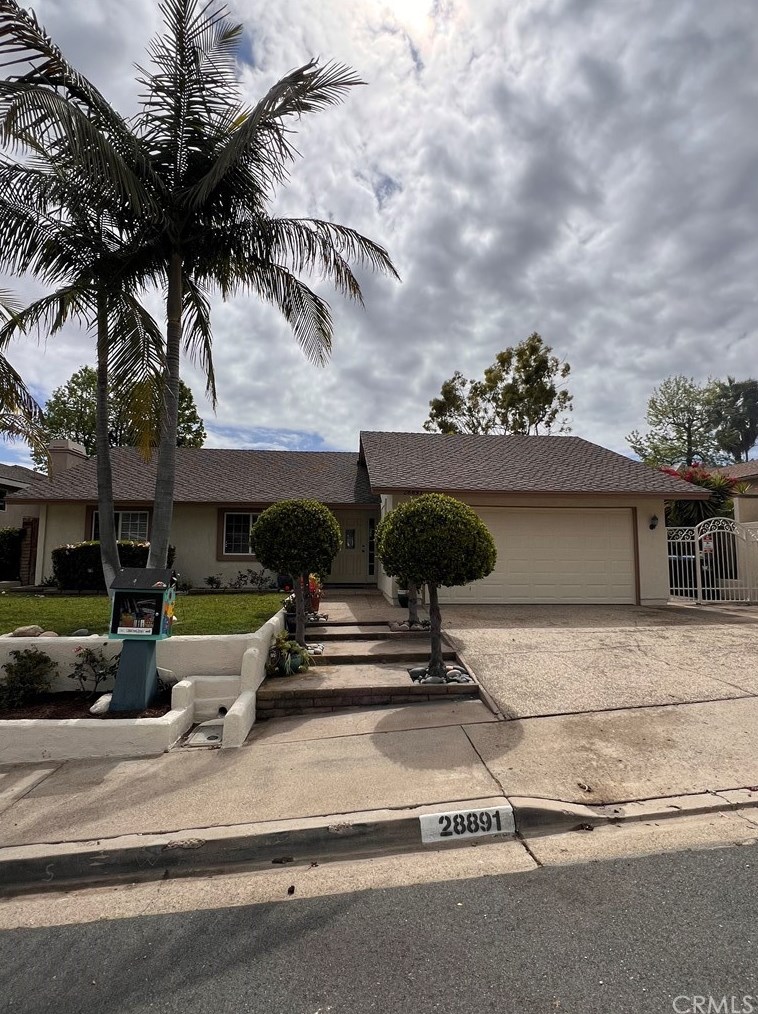 28891 De La Luna Dr, San Juan Capistrano, CA 92692