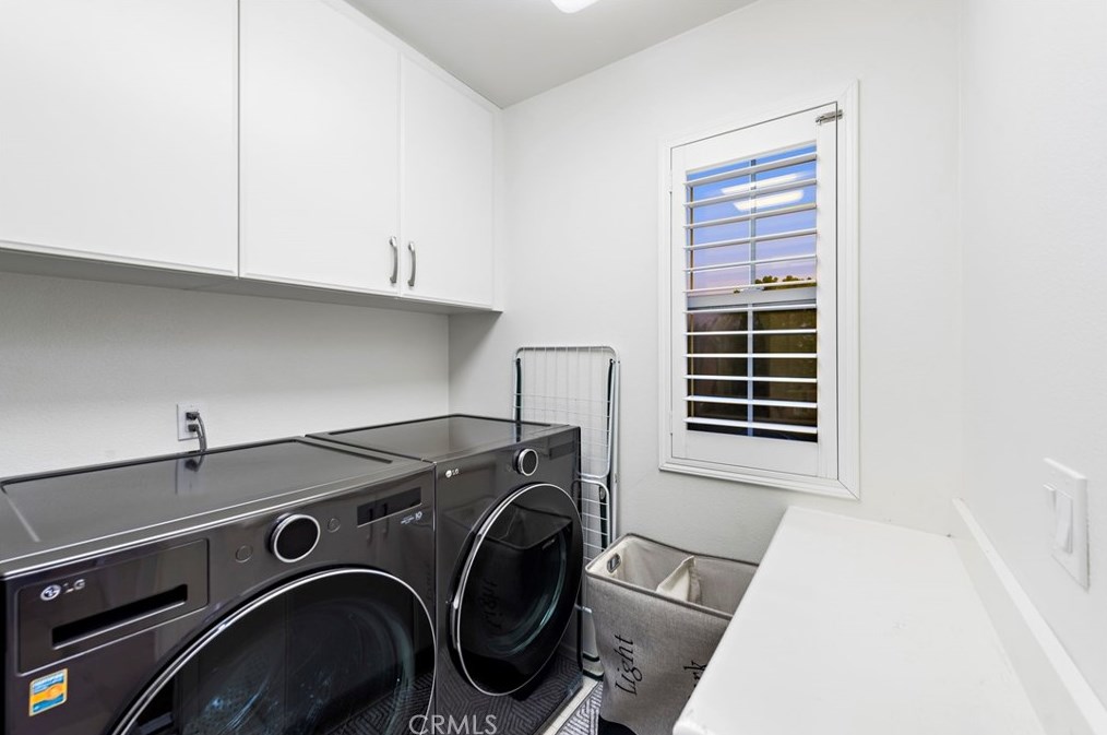 29 Preston, Irvine CA  92618-4047 exterior