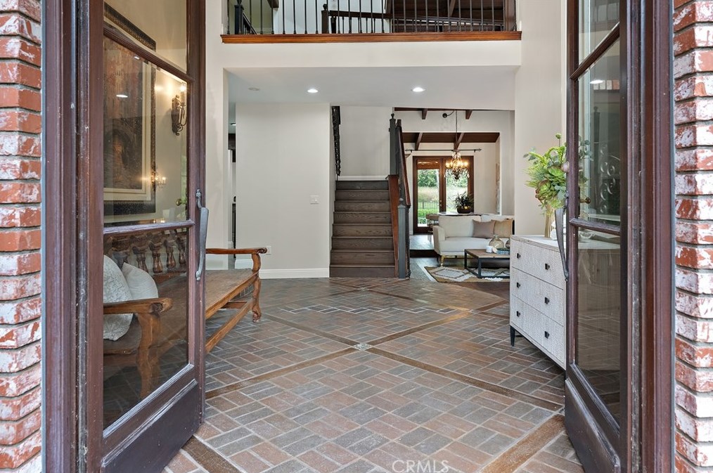 31552 Via Coyote, Trabuco Canyon, CA 92679