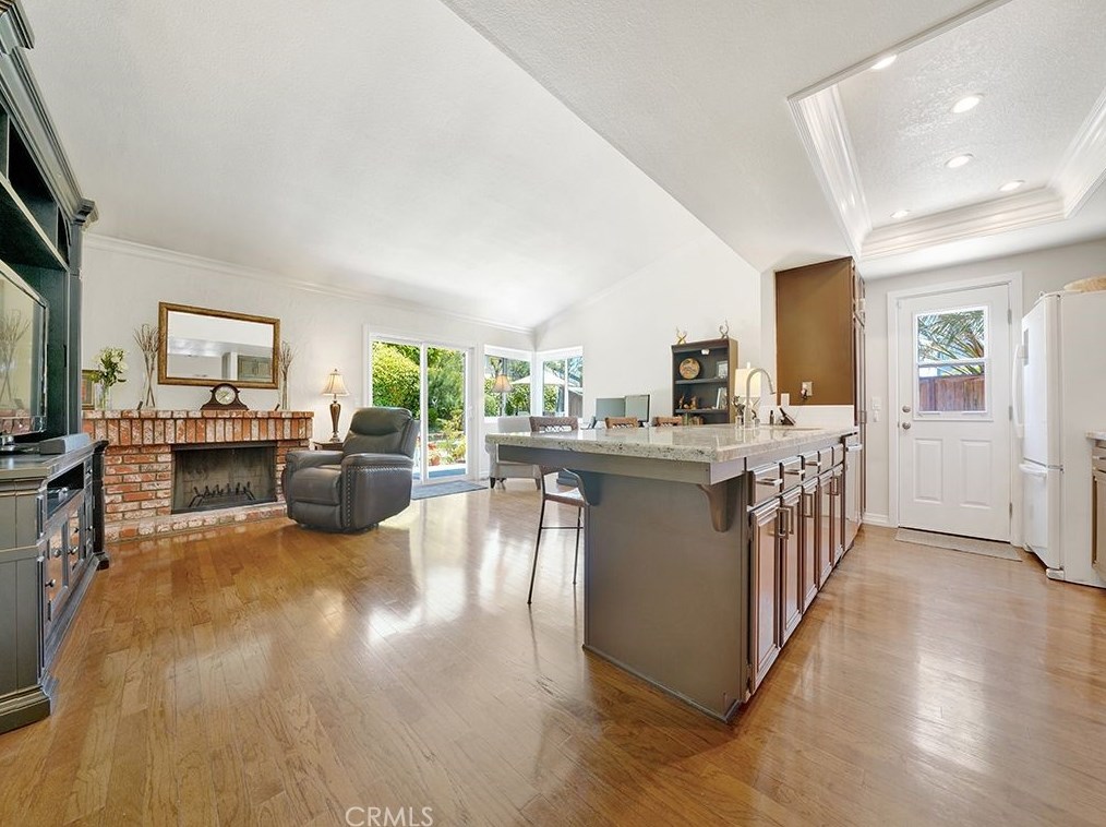 10 Revere, Irvine CA  92620-2544 exterior