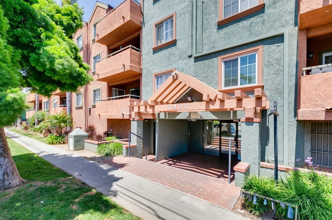 2507 E 15th St #218, Long Beach, CA 90804