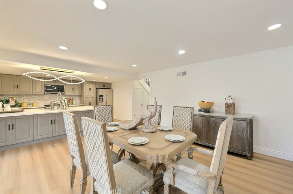 14661 Alder Ln, Tustin CA  92780-6738 exterior