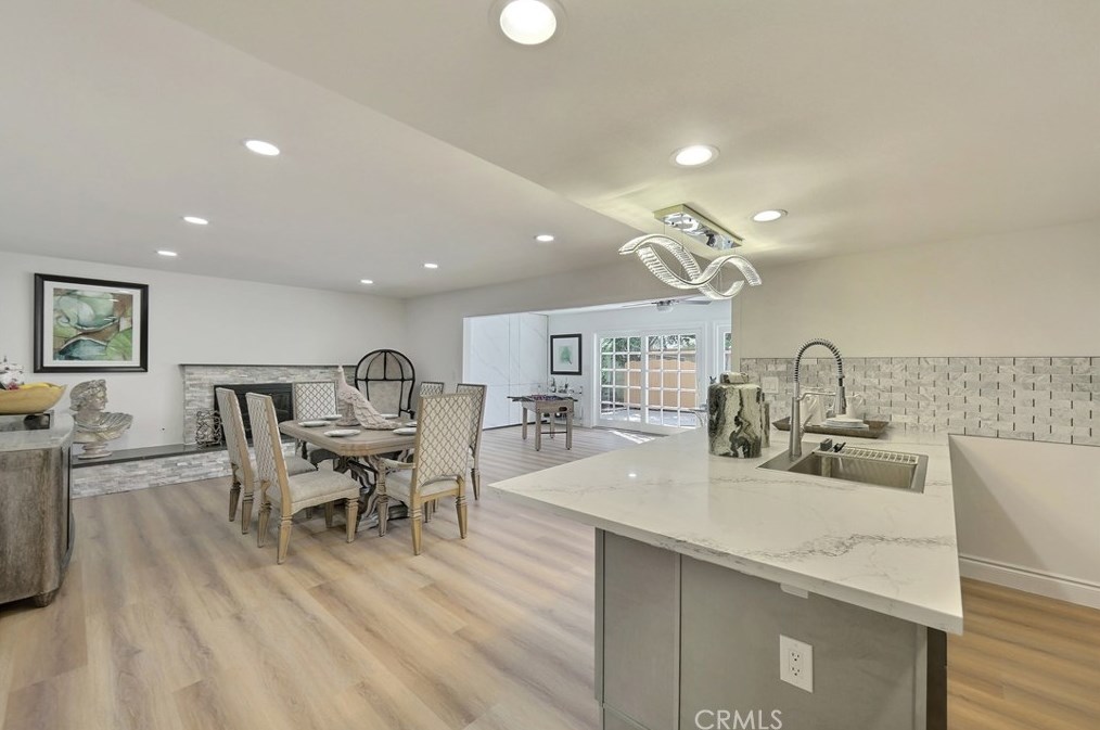 14661 Alder Ln, Tustin CA  92780-6738 exterior