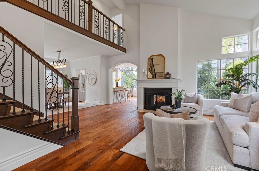 23 Cala Moreya St, Laguna Beach, CA 92677-8604