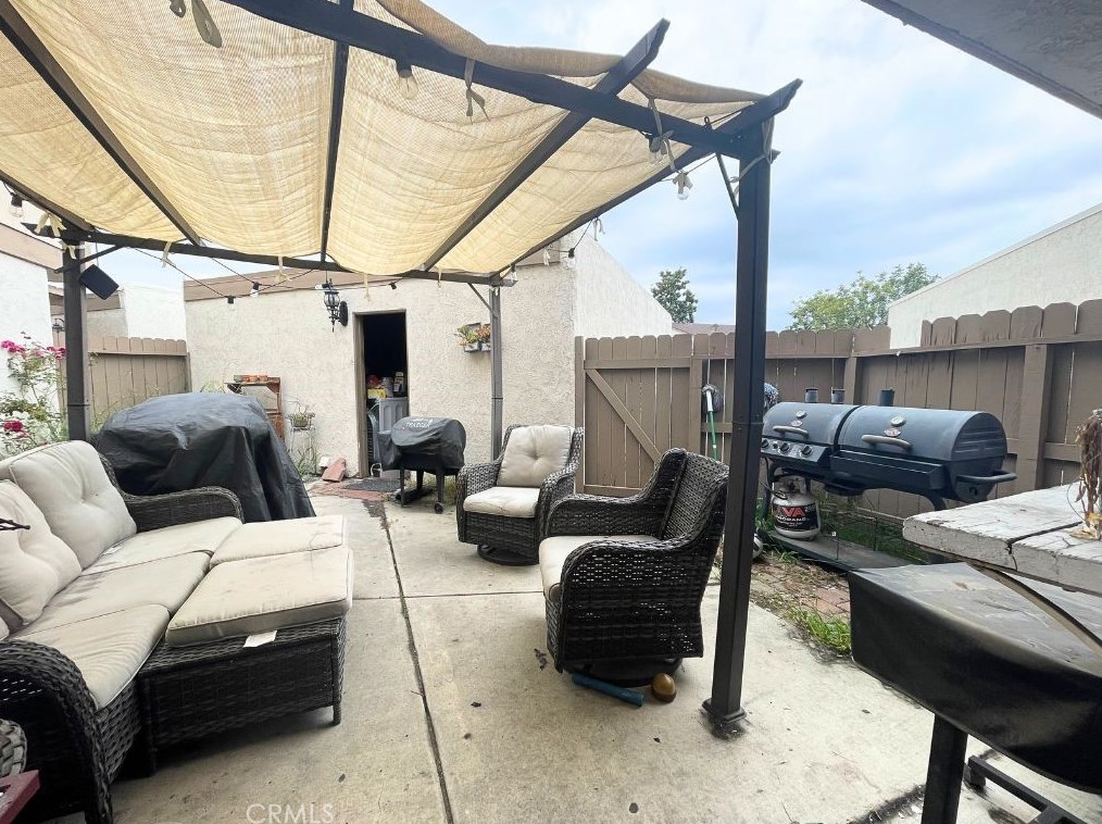 2915 Cottonwood St, Orange CA  92865-1202 exterior