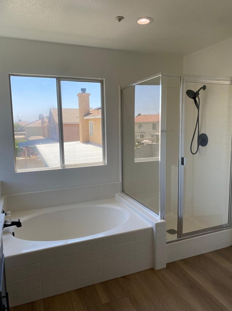 7149 Ironridge Ct, Fontana CA  92336-4416 exterior