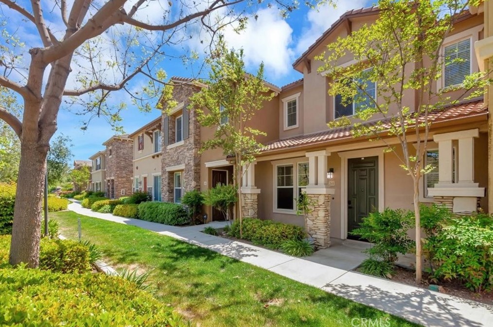 30505 Canyon Hills Rd #203, Lake Elsinore, CA 92532
