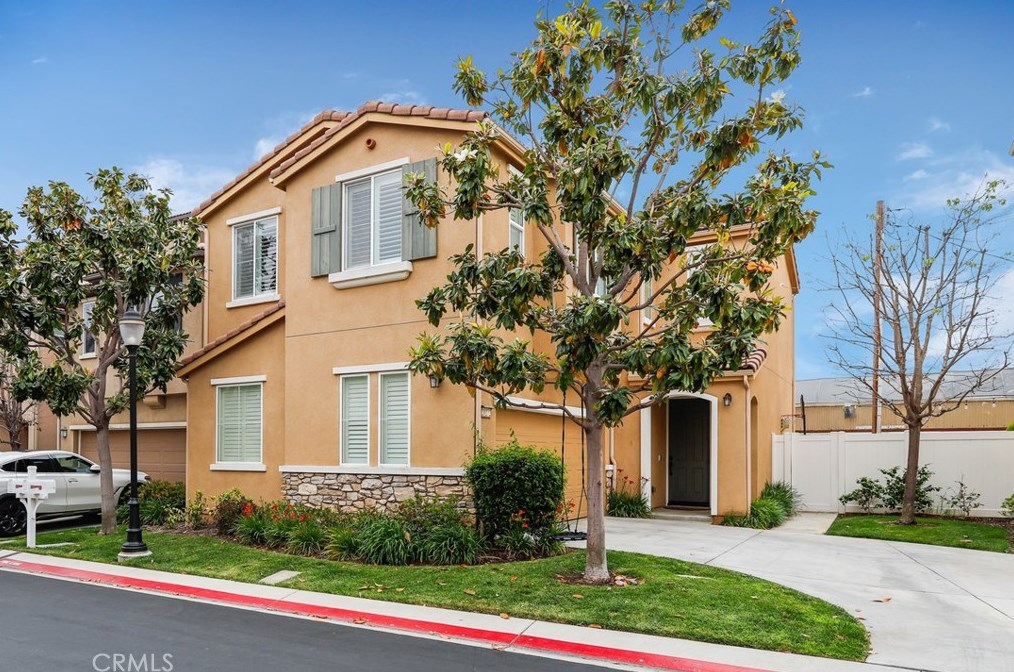 20272 Estuary Ln, Newport Beach, CA 92660-5606