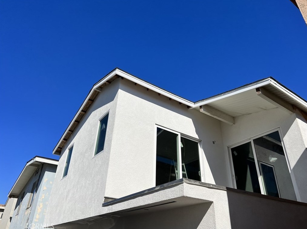 121 45th St, Newport Beach CA  92663-2550 exterior