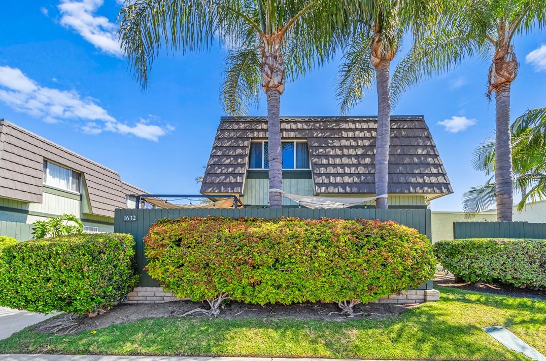 1632 Iowa #a, Costa Mesa, CA 92626