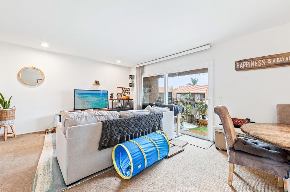 6600 Warner #182, Huntington Beach, CA 92647