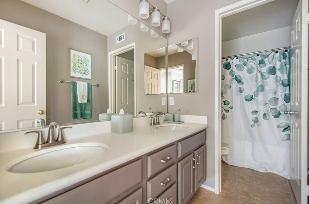 20 Spring View Way, Trabuco Canyon CA  92688-8703 exterior