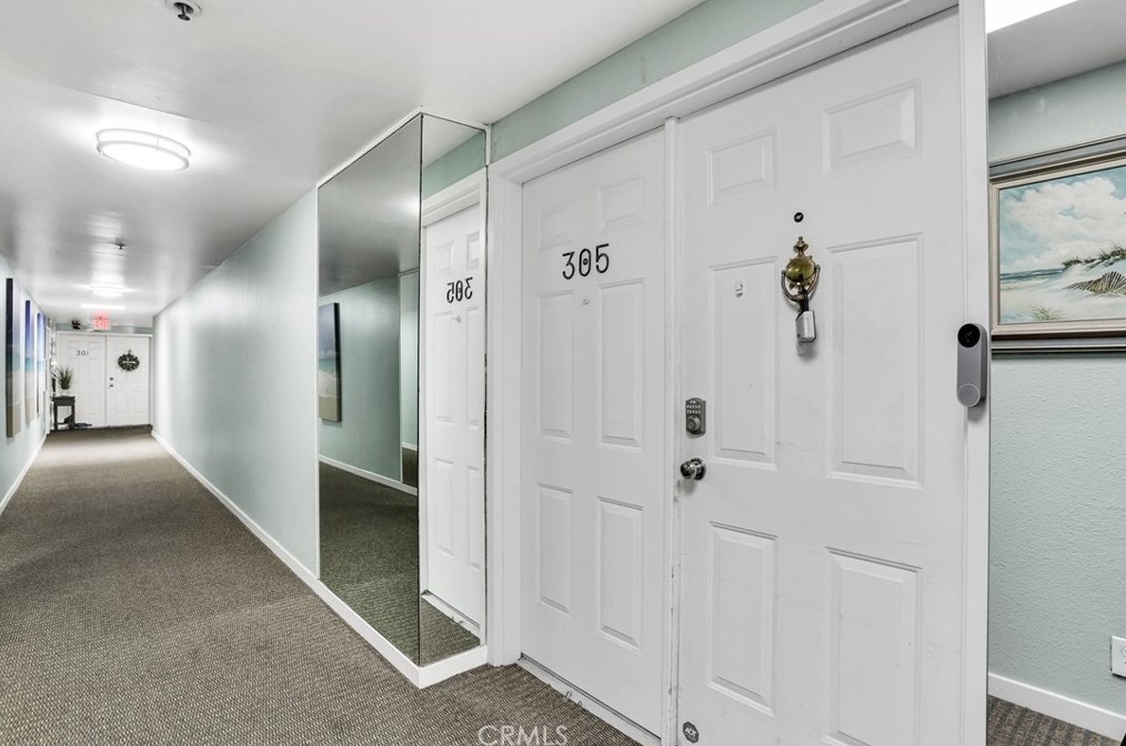 2872 Coast Cir #305, Huntington Beach, CA 92649