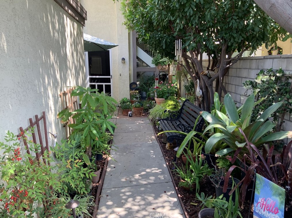 5524 E Vista Del Rio, Anaheim, CA 92807